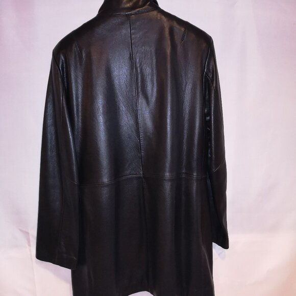 Danier Canada Ladies Size Large Zipper Closure Black Leather Coat - Picture 2 of 7